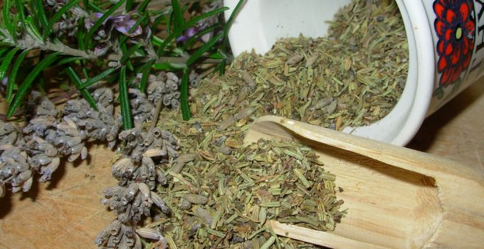 Homemade Herbes de Provence Spice Mix (Recipe)