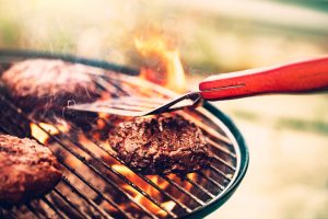 Worst Foods to Eat at a Barbecue